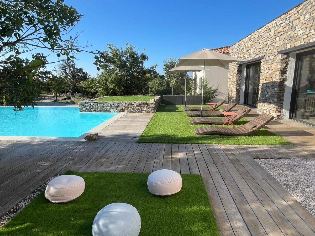 Le Domaine Du Cade-Gites D'Exception 4Etoiles "La Villa Du Cade" Cazevieille Exterior photo